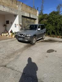Nissan Terrano 2