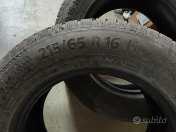 4 Gomme invernali Continental 215 65 R16 