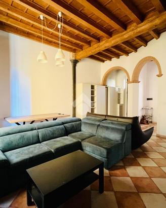 4 LOCALI A MANTOVA