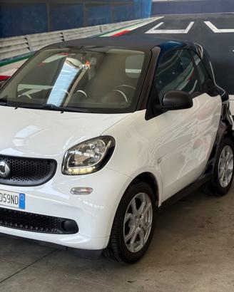 Smart ForTwo 1.0 60CV BENZINA NEOPATENTATI