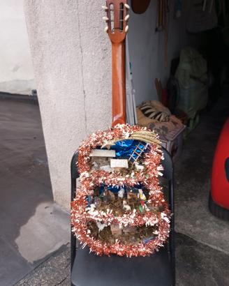 chitarra con presepe