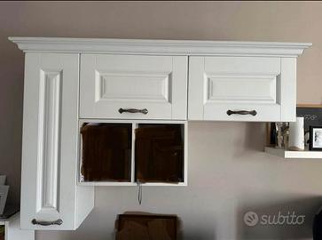 Mobile tv con pensili in legno frassino