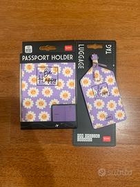 Porta passaporto e etichetta bagaglio