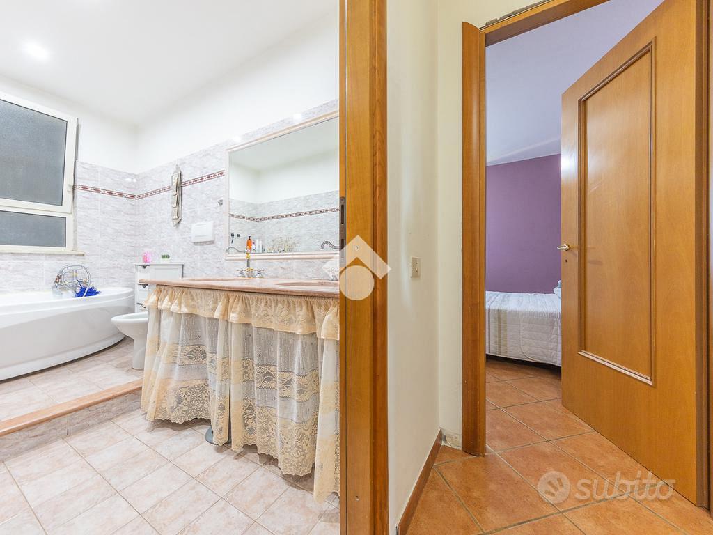 VILLA SINGOLA A ZAGAROLO - Vista 3