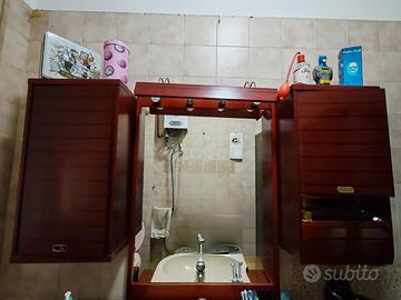 Specchiera bagno con 3 mobili