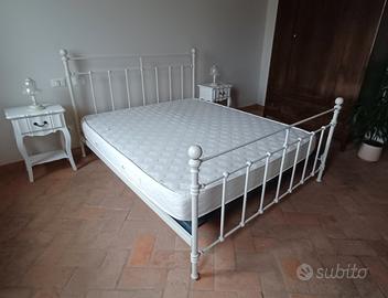 Letto matrimoniale completo
