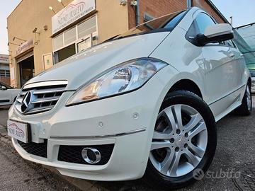 Mercedes-benz A 180 CDI 110cv Avantgarde*Aut*Pelle