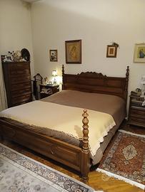 Struttura letto matrimoniale in legno