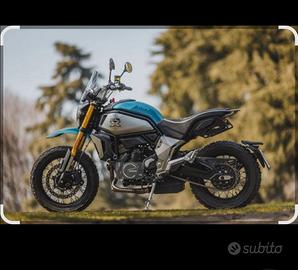 Clx Adventure 700