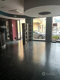 Locale commerciale mq 150