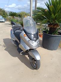 Scooter Aprilia 500cc