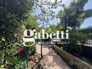 Appartamento Roma [Cod. rif 3229574VRG] (Morena)