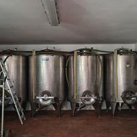 botti inox produzione vino e vino 2000L