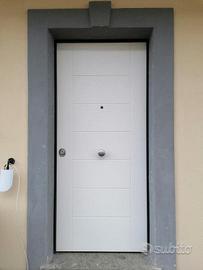 Porte interne pronte Spissu finestre persiane posa