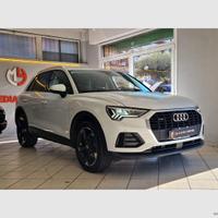 AUDI Q3 40 TDI quattro S tr. Adv.