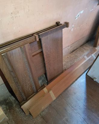 Due letti singoli con reti