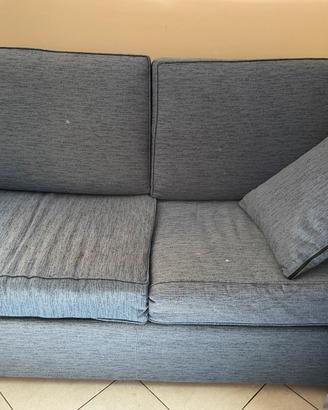 2 divani di cui 1 letto