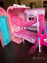 Camera da letto Barbie valigetta