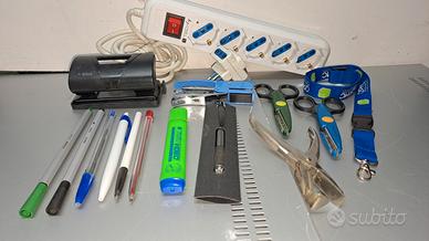 materiale ufficio scrivania