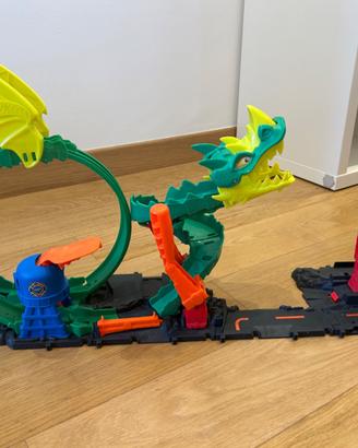 Hot Wheels City Dragone di Fuoco