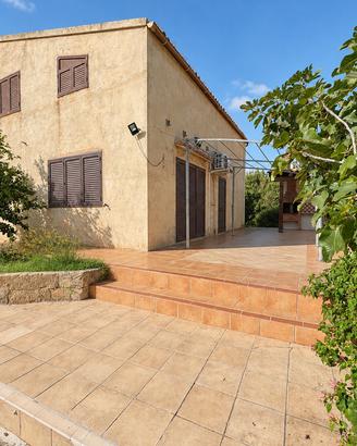 Villa o villino Chiaramonte Gulfi