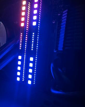 CORSAIR DOMINATOR PLATINUM RGB DDR4