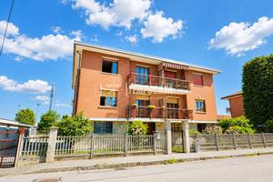4 LOCALI LIBERO SUBITO IN QUADRIFAMILIARE