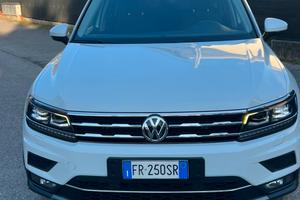 VOLKSWAGEN TIGUAN ALL SPACE 4 Motion
