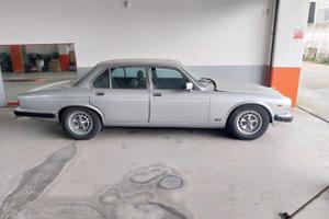 JAGUAR XJ6 4.2 3 SERIE ANNO 1981