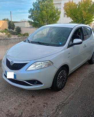 Lancia Ypsilon 1.3 Multijet 95 CV euro 6
