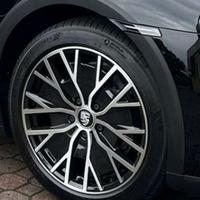 Porsche Taycan 20 Pollici Turbo S Aero CERCHI
