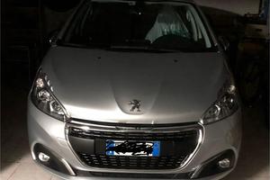 Peugeot 208 allure GPL 2018