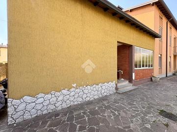 CASA SEMINDIPENDENTE A VERDELLO