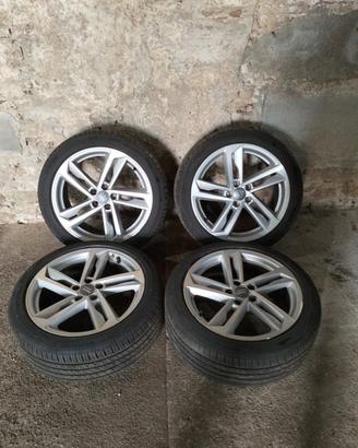 Cerchi e gomme Audi a1 s Line da 215/45/17