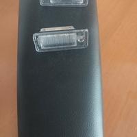 copri bracciolo e luce targa led 