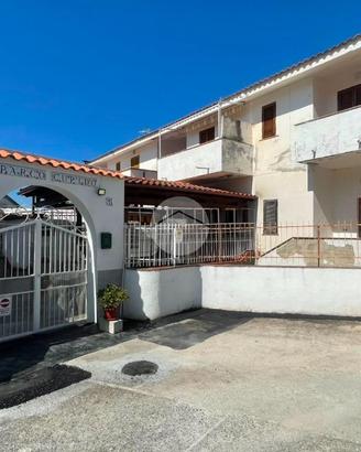 2 LOCALI A SCALEA