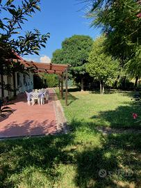 Villetta singola con giardino