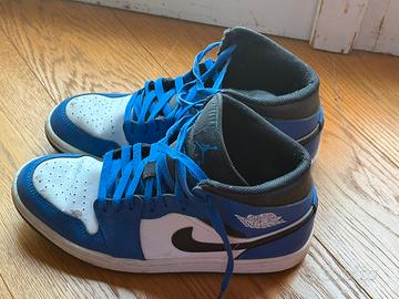 Jordan 1 mid blu