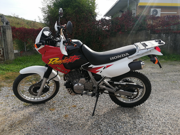 Honda dominator 650 1997