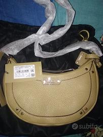 BOSS Ivy SM Hobo 17 x 24 x 7 cm