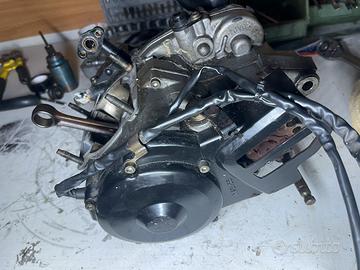 Motore Yamaha DT 125c 2t