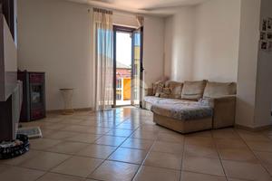 3 LOCALI A GIUGLIANO IN CAMPANIA