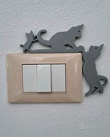 Cornice Interrutore Gatti
