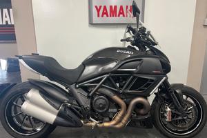 Ducati Diavel 1200 CARBON
