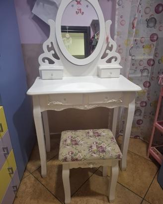 Tavolo da Trucco con Sgabello e Specchio