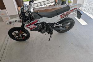 KSR Moto TR 125 SM