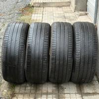 Gomme Estive Michelin 235/55/18