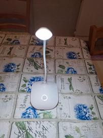 lampada da tavolo a batteria 