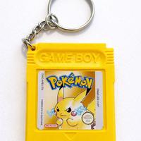 Portachiavi ispirato a game boy pokemon giallo