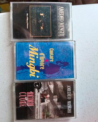 tre musicassette Amedeo Minghi 